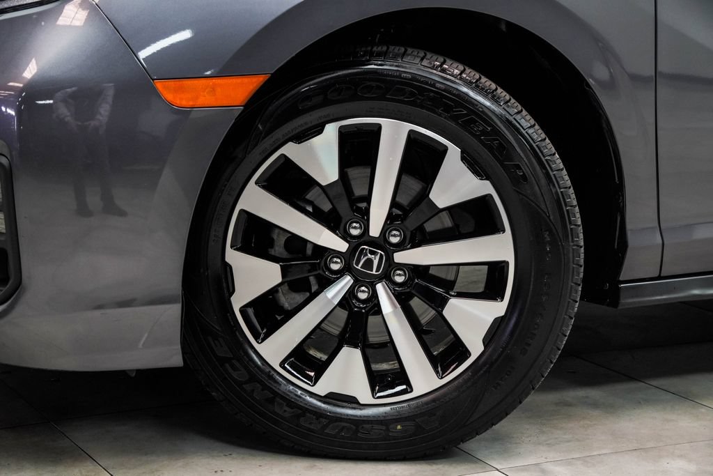 Used 2025 Honda Odyssey EX-L image 5