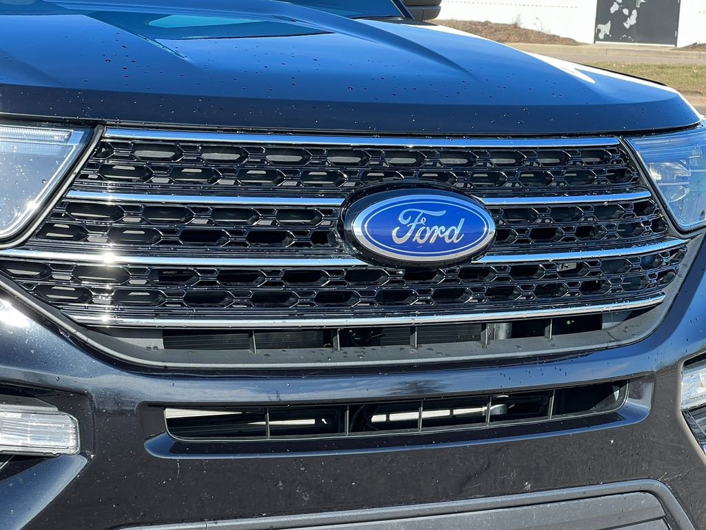 Used 2020 Ford Explorer XLT w/ Equipment Group 202A image 42