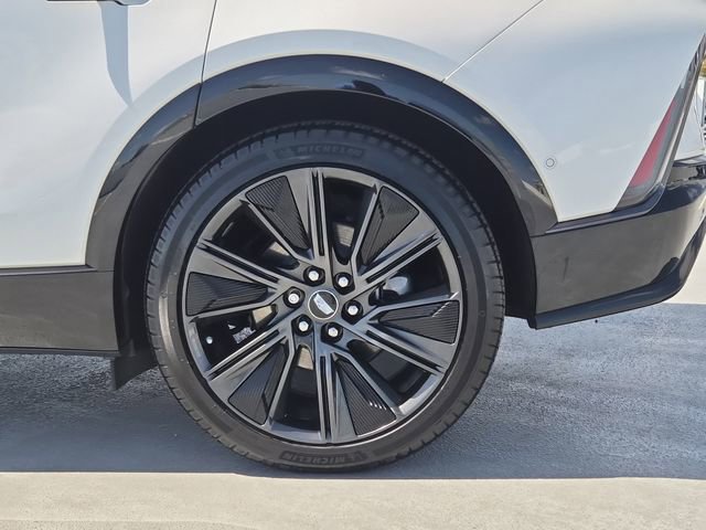 Certified 2024 Cadillac Lyriq Sport w/ Nappa Leather Package image 10