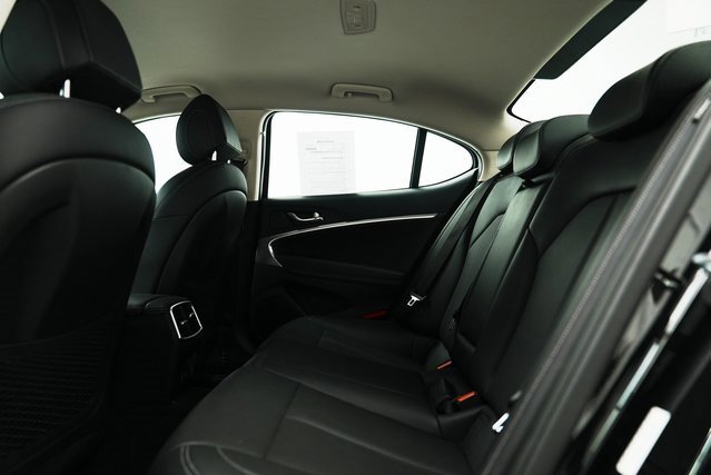 Used 2025 Genesis G70 2.5T image 26