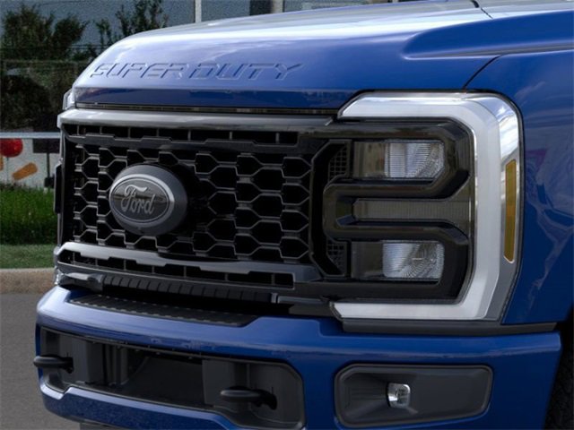 New 2026 Ford F350 Lariat w/ Black Appearance Package image 17
