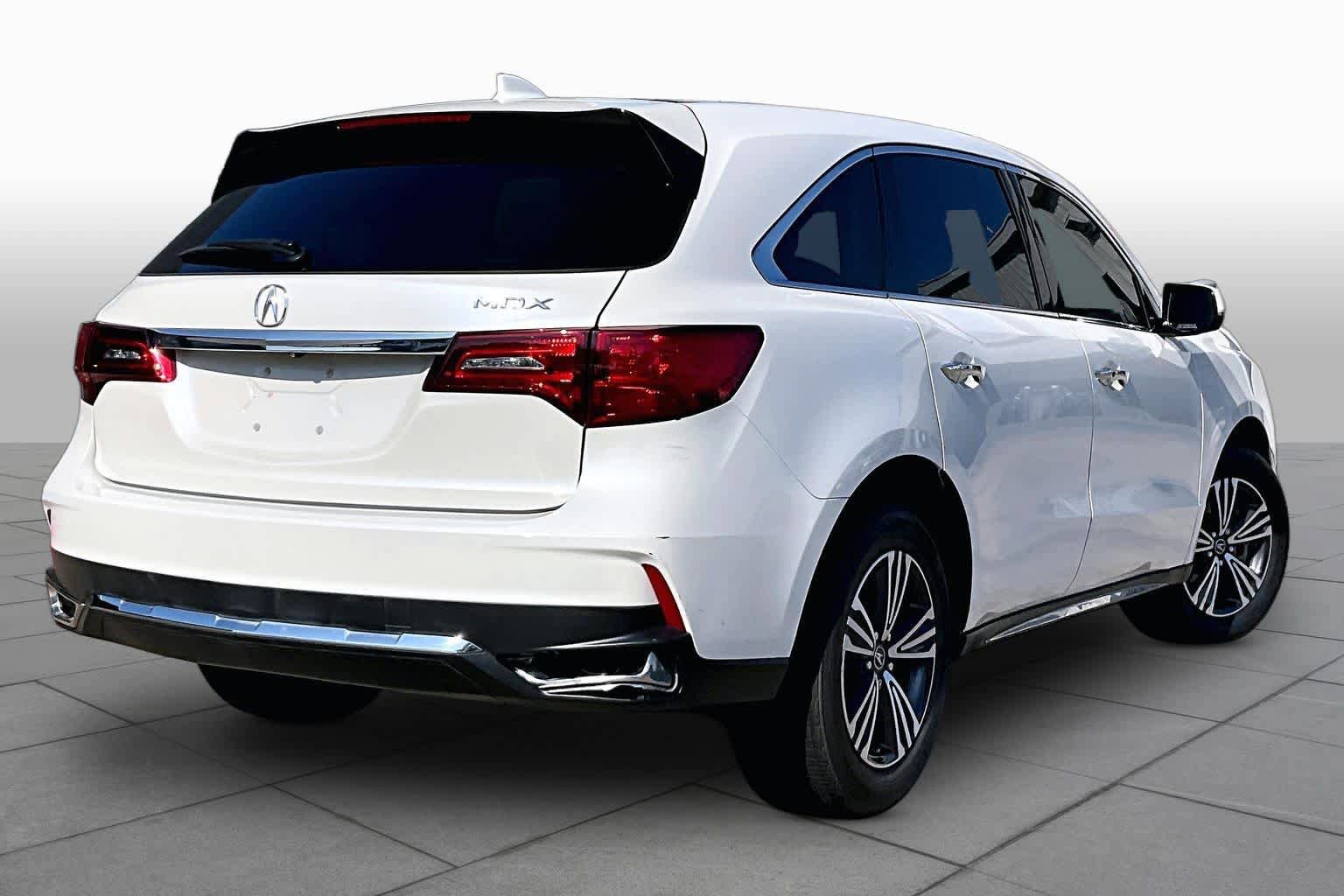 Used 2017 Acura MDX FWD image 12