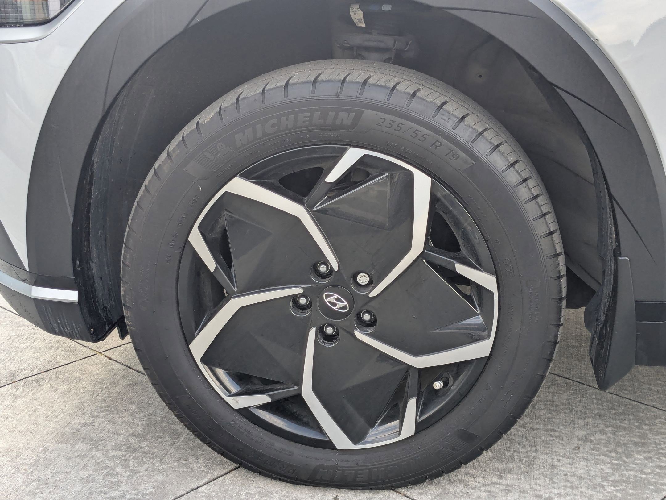 Certified 2023 Hyundai Ioniq 5 SEL image 13