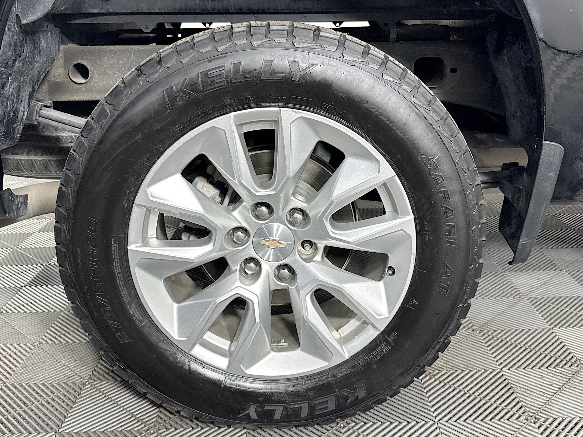 Used 2023 Chevrolet Silverado 1500 Custom RWD image 29