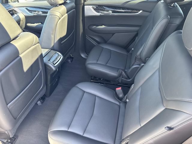 Certified 2025 Cadillac XT6 Premium Luxury AWD/4WD image 15