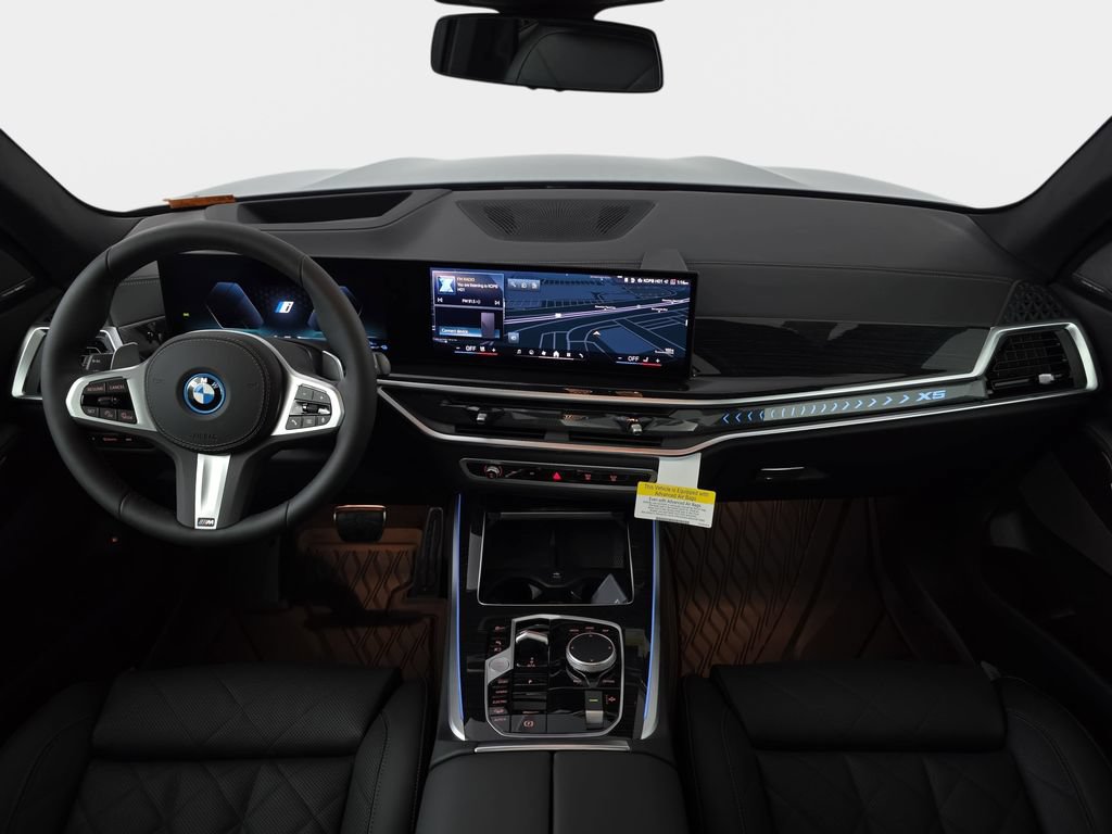 New 2026 BMW X5 xDrive50e w/ M Sport Package AWD/4WD image 9