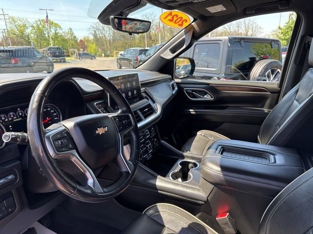 Used 2021 Chevrolet Tahoe Premier w/ Premium Package AWD/4WD image 10