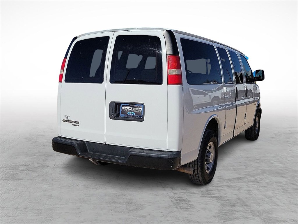 Used 2014 Chevrolet Express 2500 LS image 10