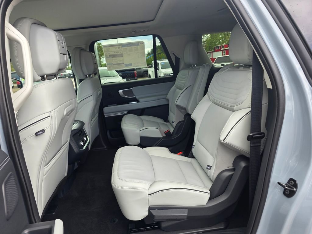 New 2026 Ford Expedition Max Platinum w/ Platinum Ultimate Package AWD/4WD image 18