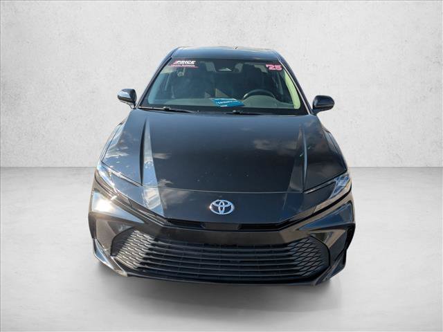 Used 2025 Toyota Camry LE FWD image 2