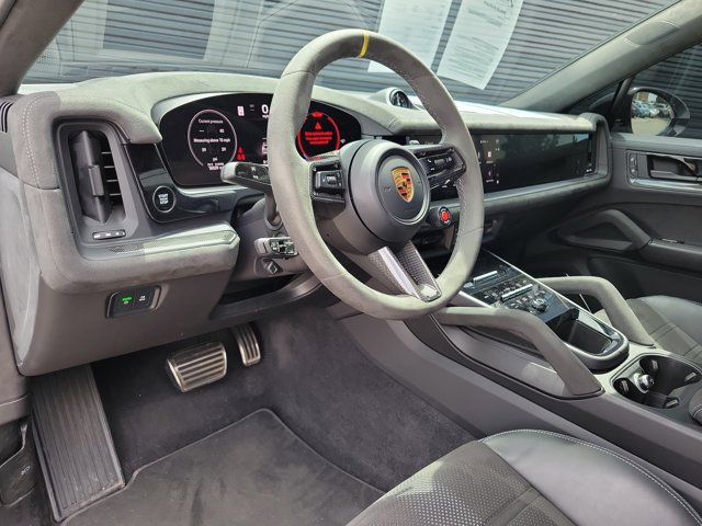 Certified 2024 Porsche Cayenne Turbo GT AWD/4WD image 4