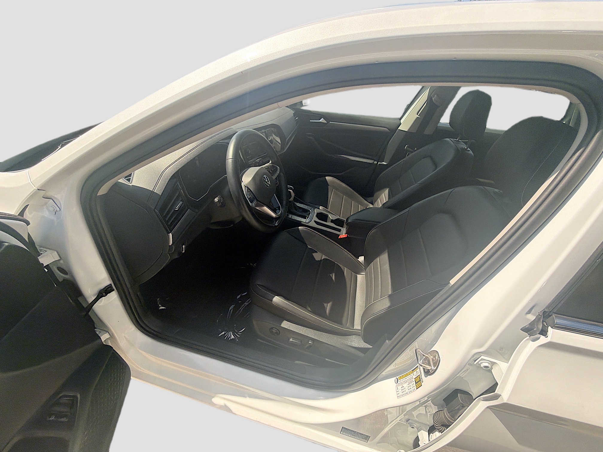 Used 2023 Volkswagen Jetta SE FWD image 18