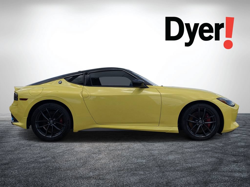 Used 2024 Nissan Z Performance w/ Floor Mat Package RWD image 2