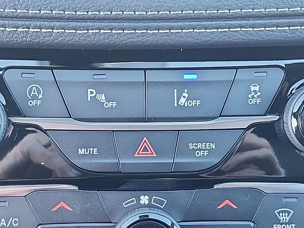 New 2026 Chrysler Pacifica Select image 6