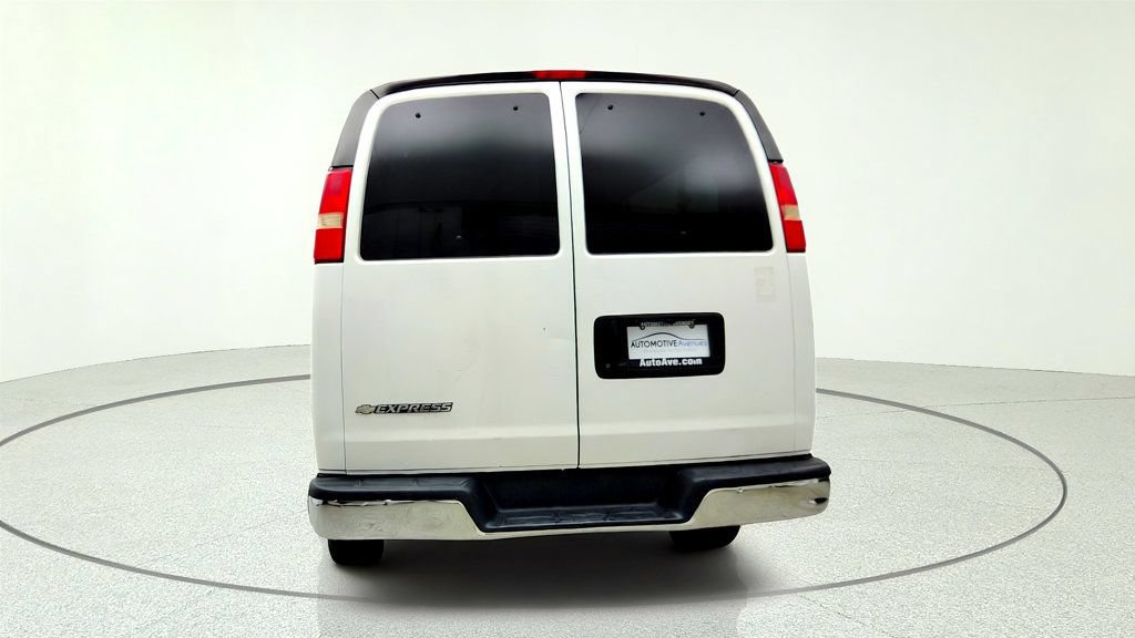 Used 2019 Chevrolet Express 3500 LT w/ LT Preferred Equipment Group RWD image 6