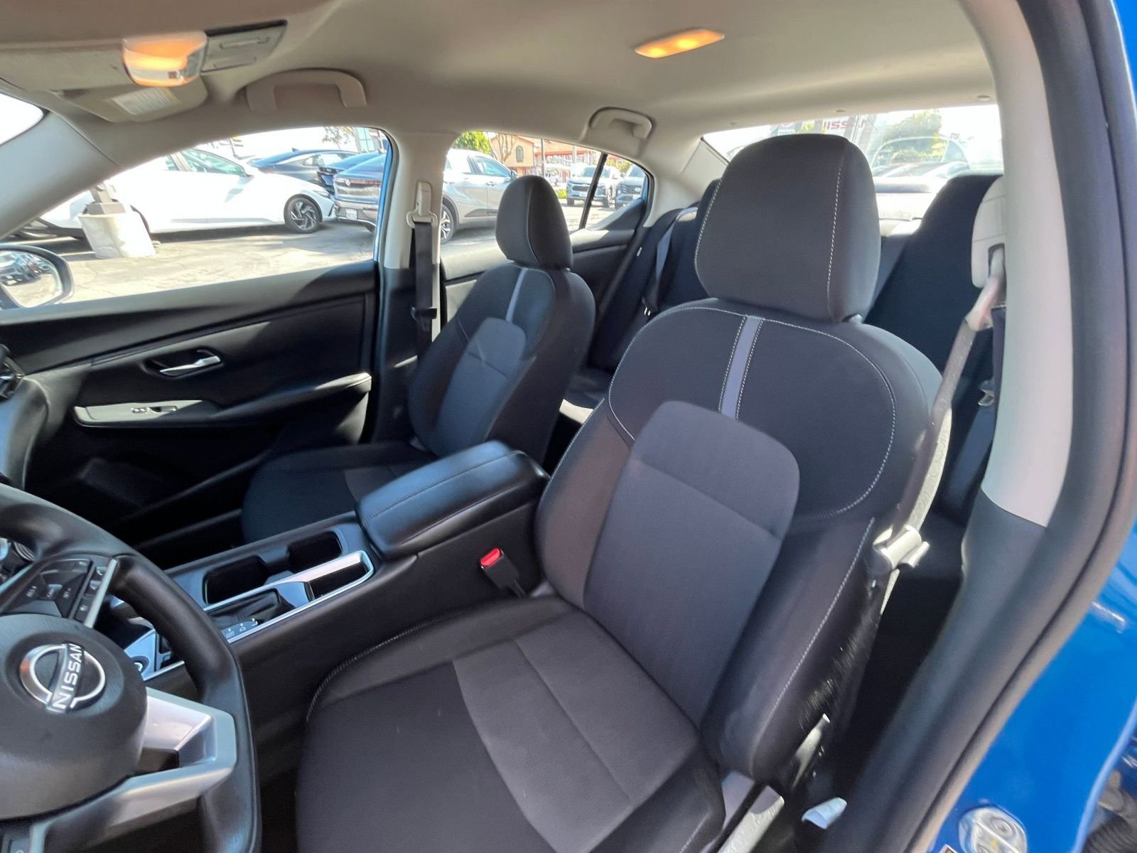 Used 2025 Nissan Sentra SV FWD image 36