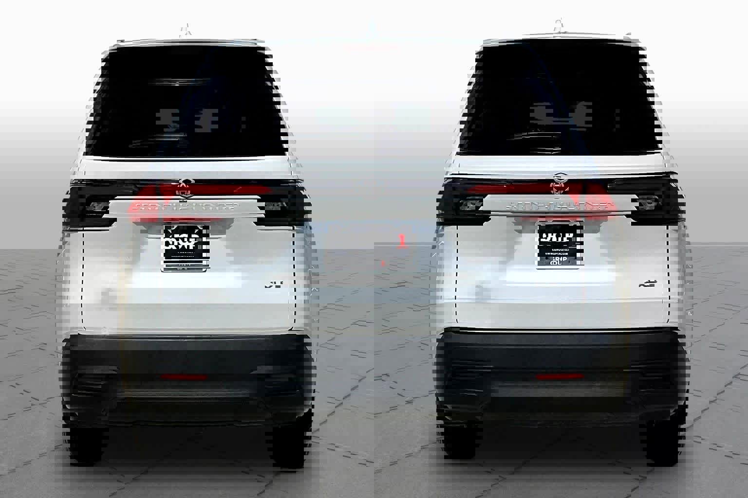 Used 2024 Toyota Grand Highlander XLE image 5