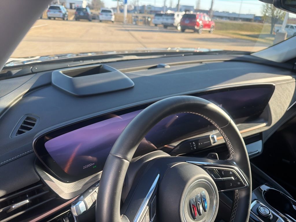 Used 2025 Buick Envision Sport Touring image 12