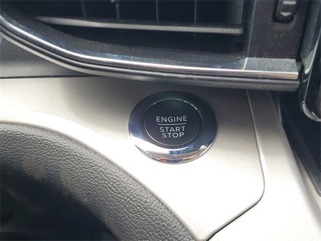 Used 2023 Ford Explorer XLT w/ Equipment Group 202A image 26