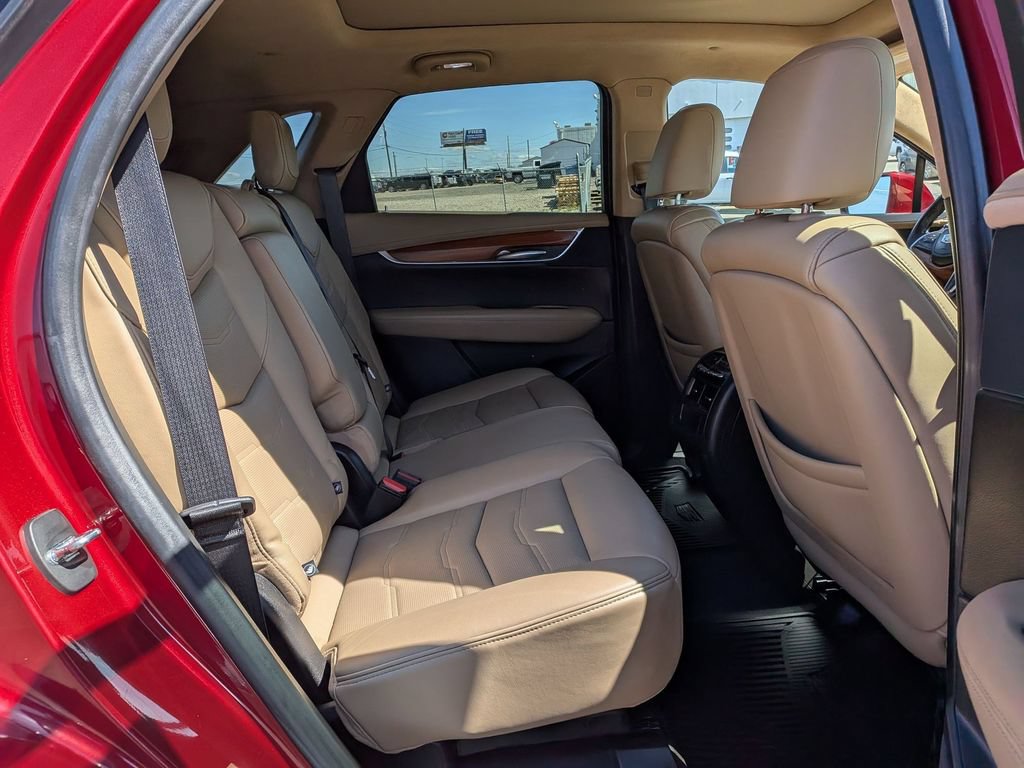 Used 2019 Cadillac XT5 Platinum AWD/4WD image 21