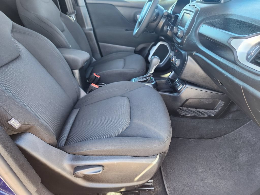 Used 2020 Jeep Renegade Sport w/ Sport Appearance Group FWD image 14