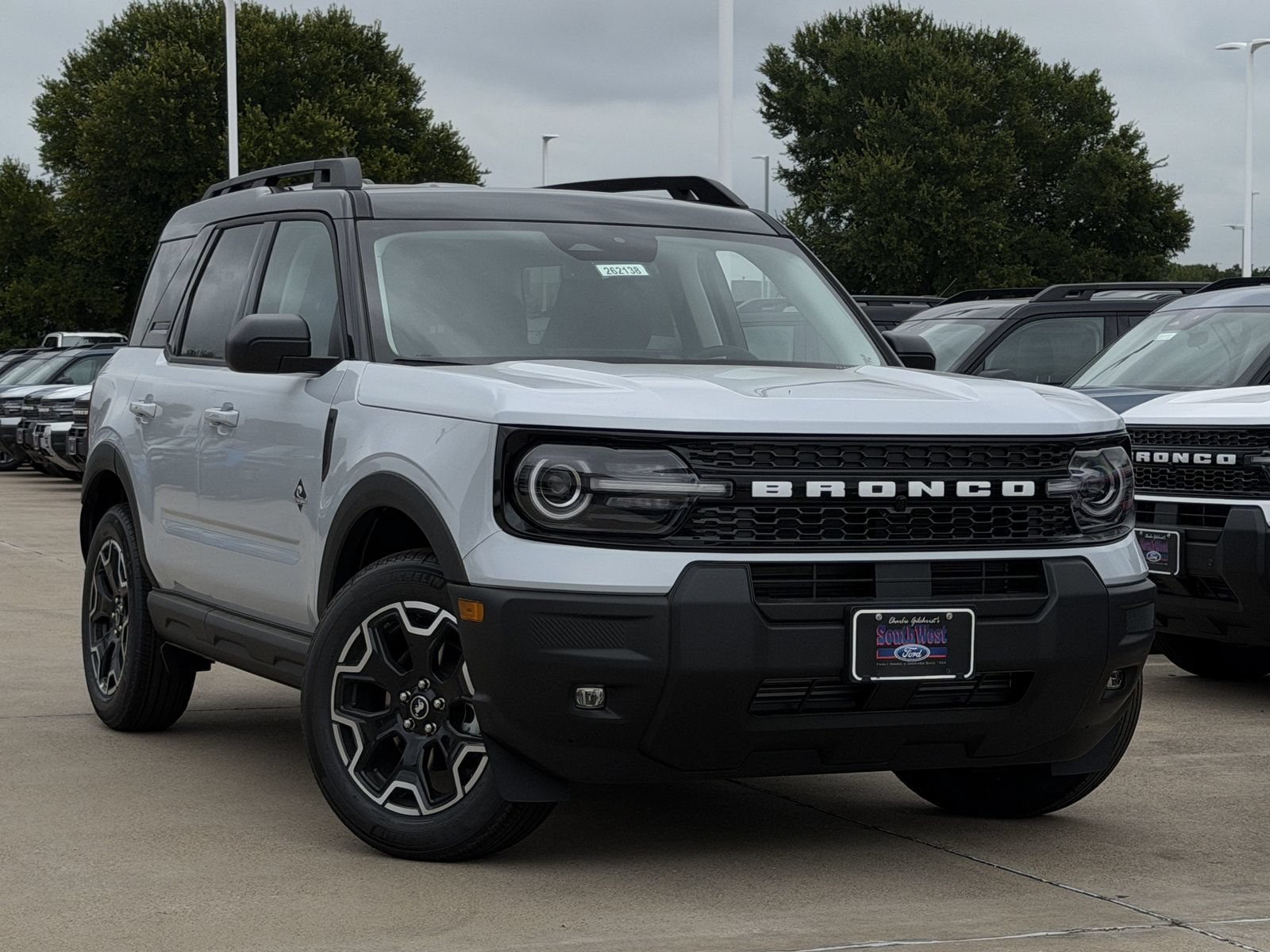 New 2026 Ford Bronco Sport Outer Banks AWD/4WD image 2