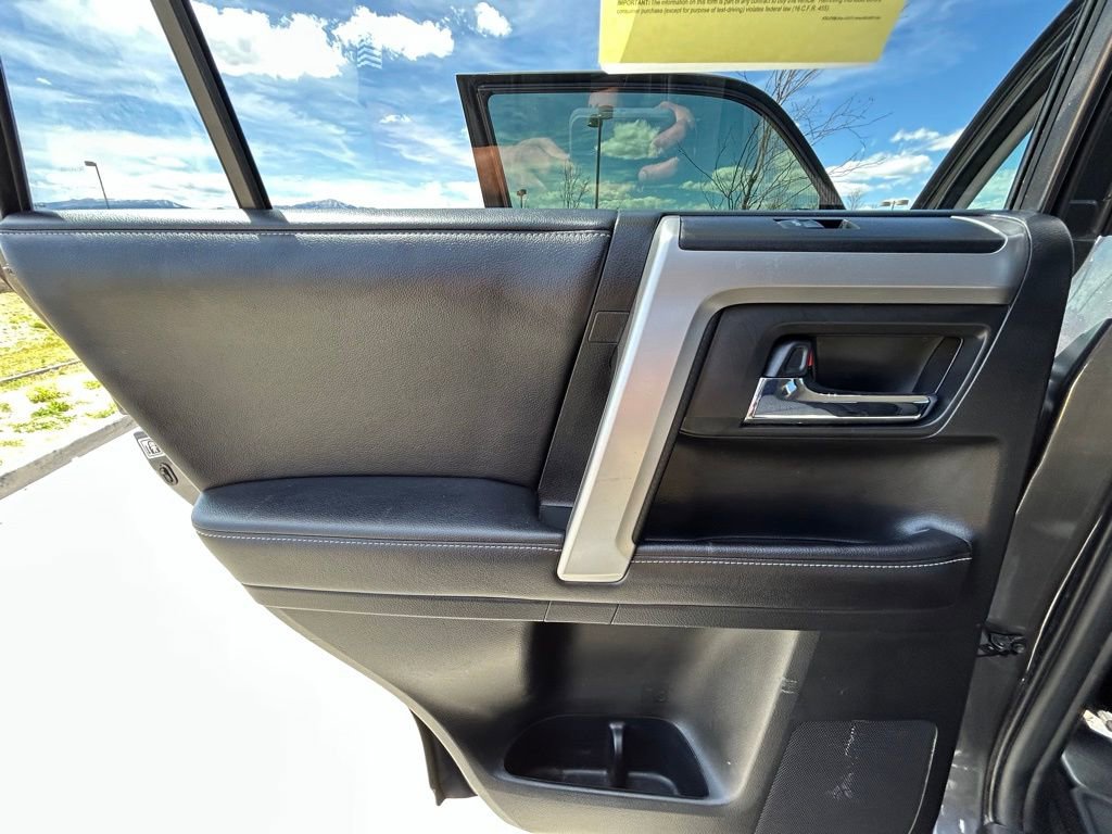 Used 2017 Toyota 4Runner SR5 image 29