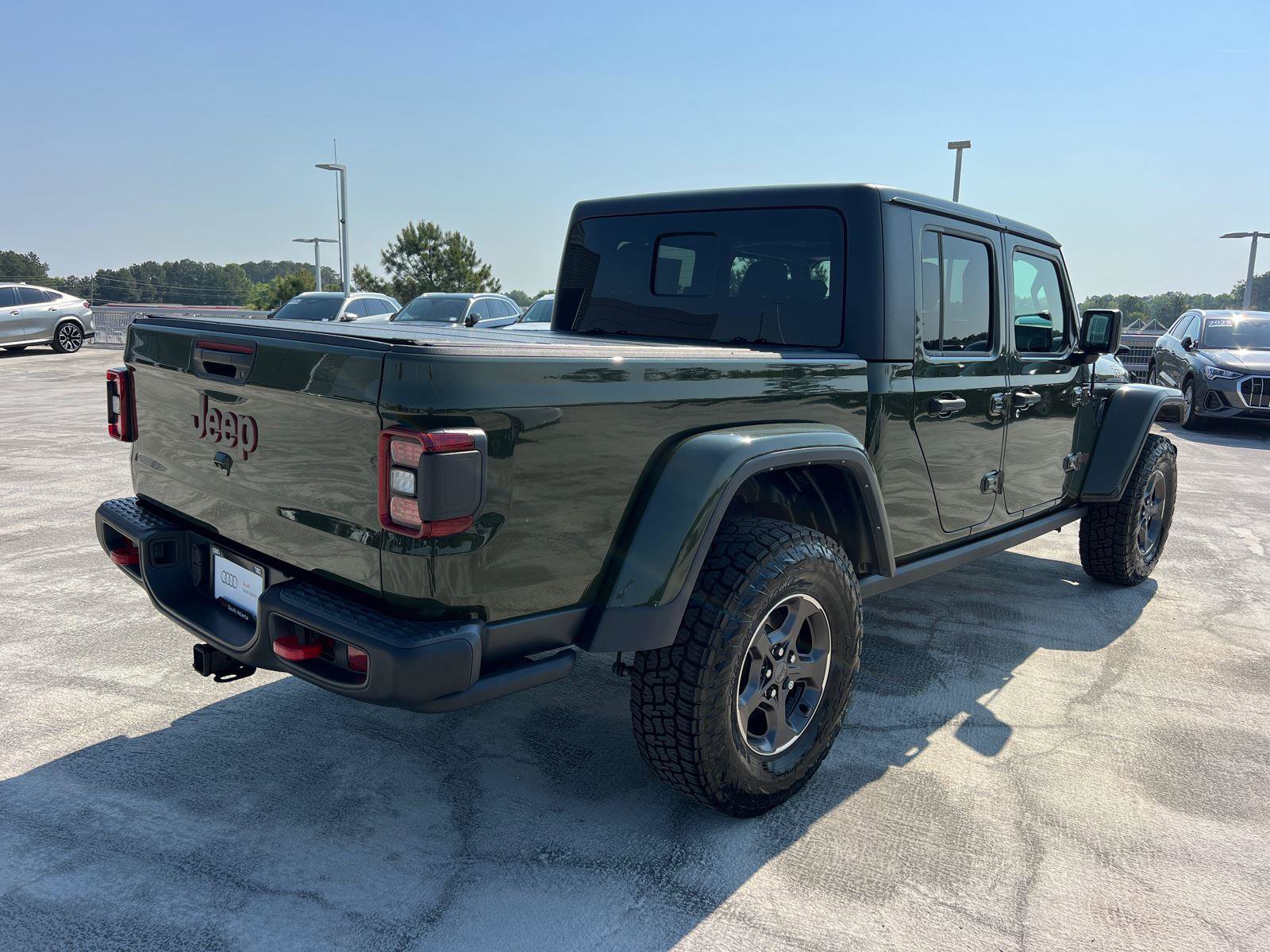 Used 2023 Jeep Gladiator Rubicon w/ LED Lighting Group AWD/4WD image 5
