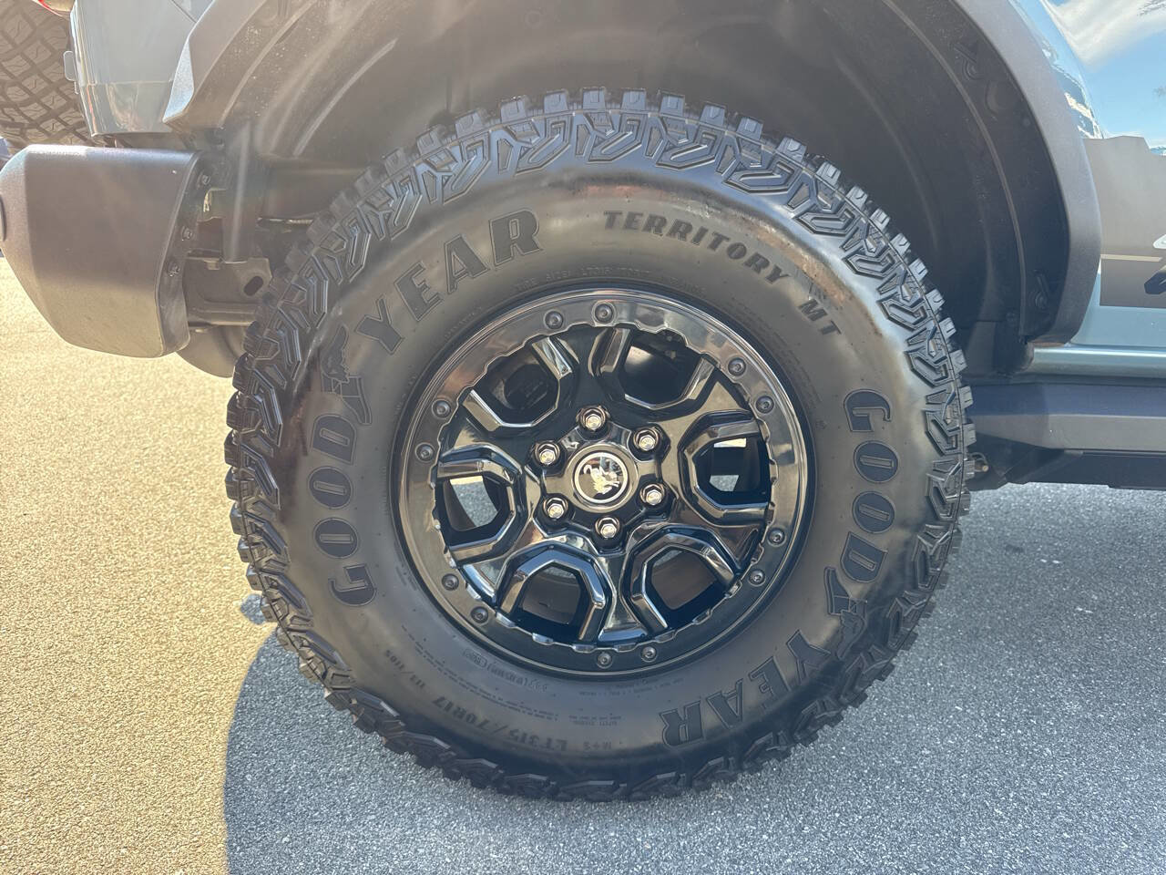 Used 2022 Ford Bronco Wildtrak image 48