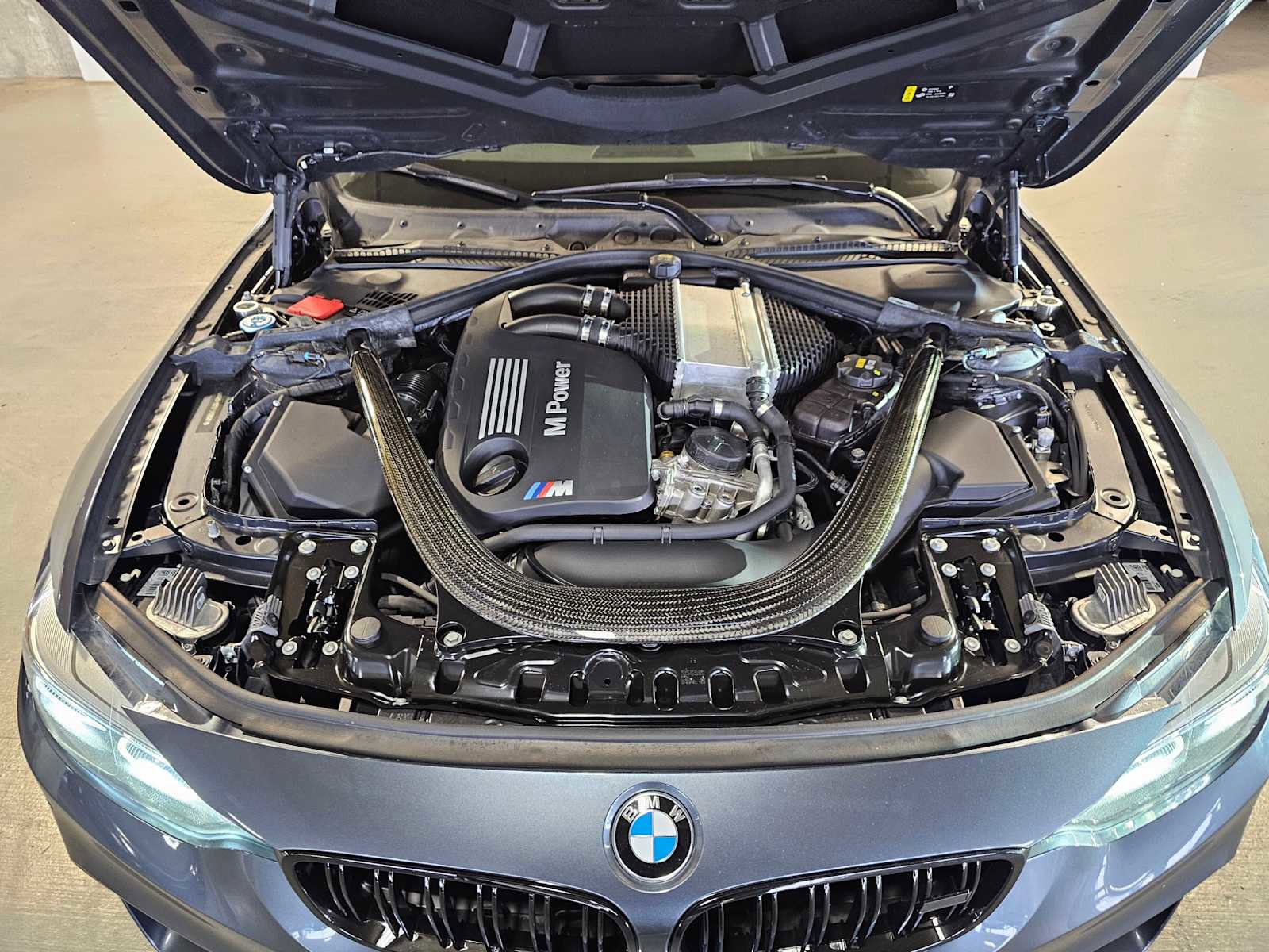 Used 2018 BMW M4 Coupe RWD image 10