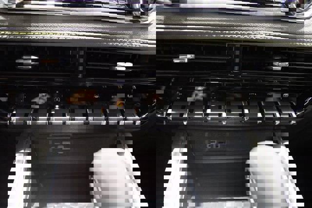 New 2026 Chevrolet Colorado ZR2 w/ Technology Package image 11