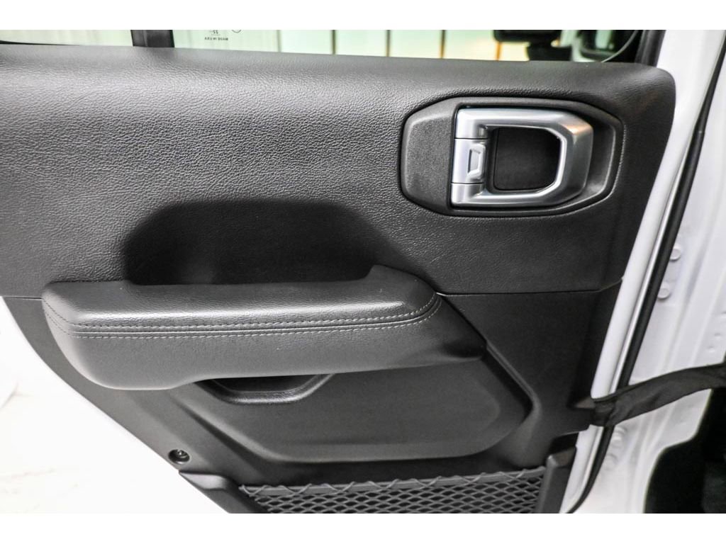 Used 2023 Jeep Wrangler Unlimited Sahara image 20