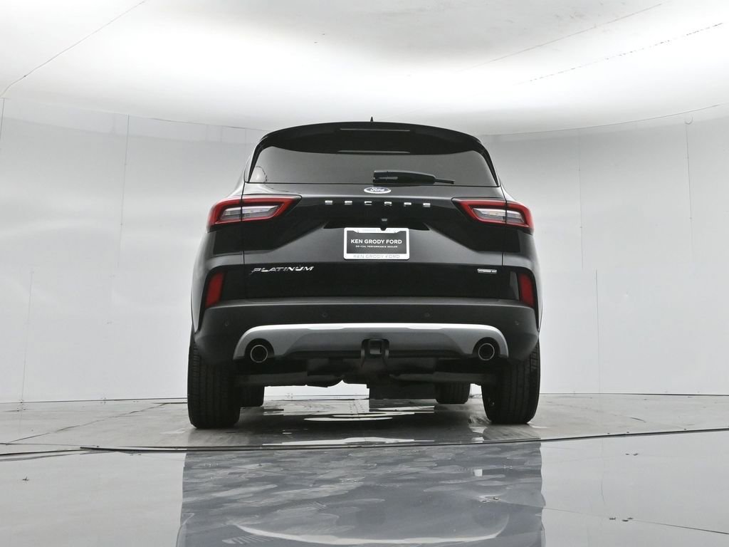 Certified 2025 Ford Escape Platinum w/ Premium Technology Package image 52