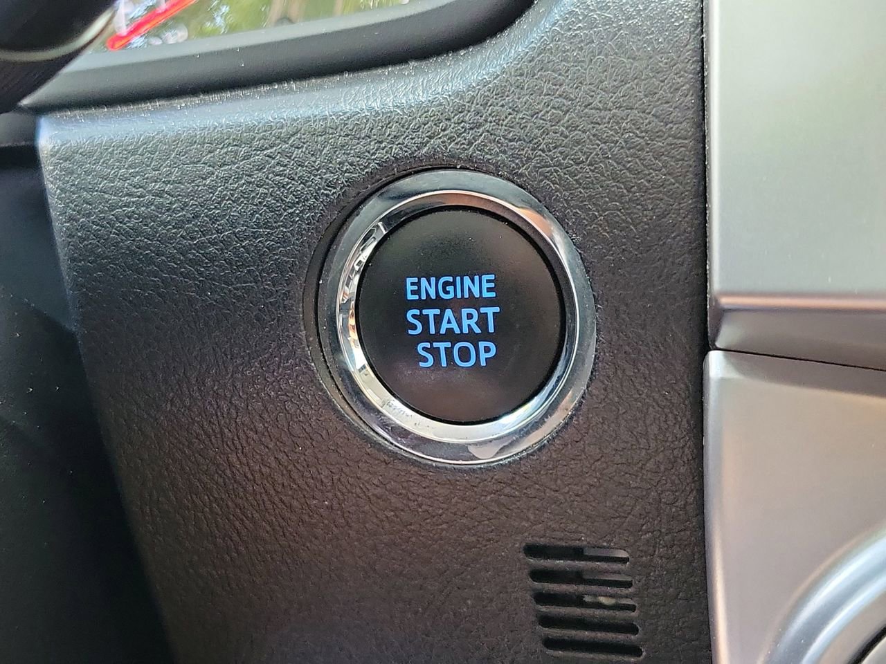 Used 2023 Toyota 4Runner SR5 RWD image 28