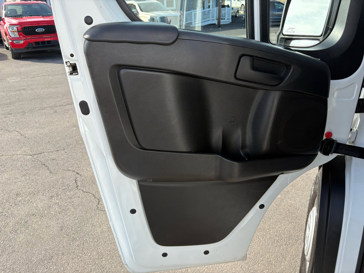 Used 2024 RAM ProMaster 2500 image 13