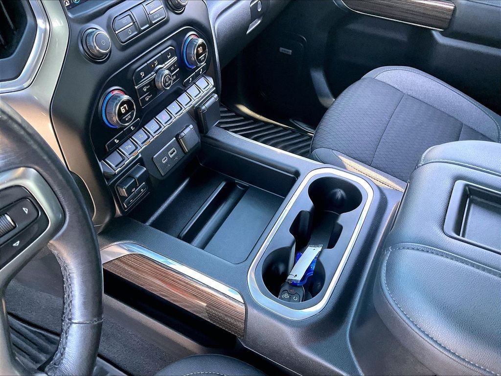 Used 2021 Chevrolet Silverado 1500 LT Trail Boss w/ Convenience Package II AWD/4WD image 19