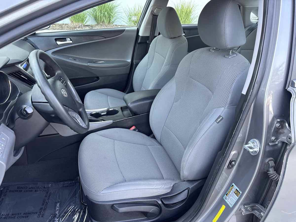 Used 2013 Hyundai Sonata GLS FWD image 19
