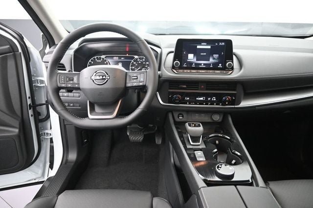New 2026 Nissan Rogue Dark Armor AWD/4WD image 11