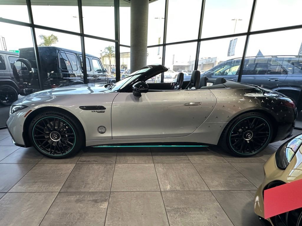 New 2024 Mercedes-Benz SL 63 AMG 4MATIC image 8