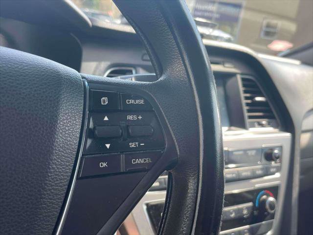 Used 2017 Hyundai Sonata SE FWD image 20