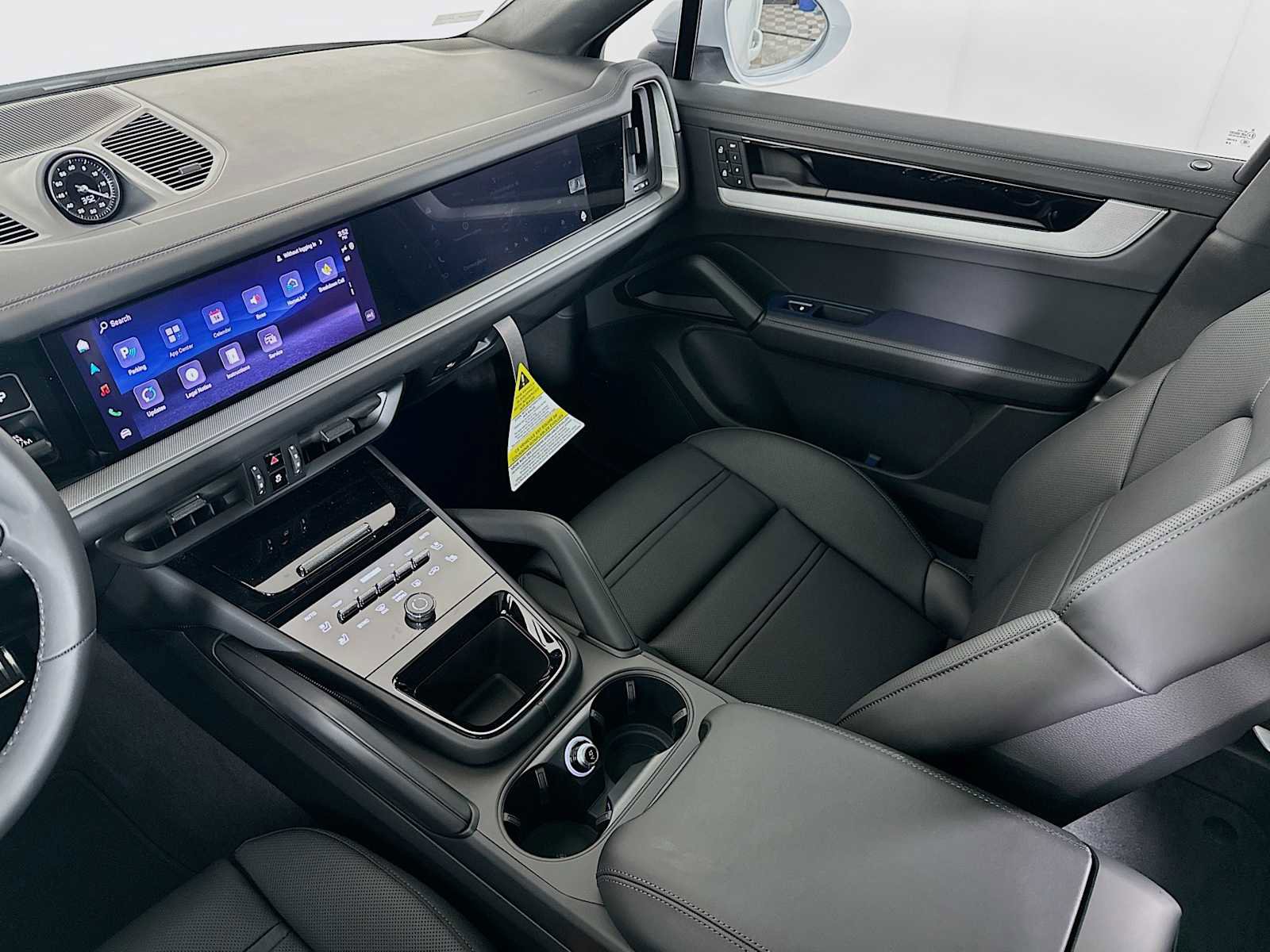 New 2026 Porsche Cayenne Coupe image 25