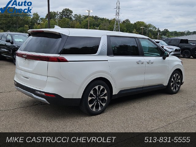 Used 2024 Kia Carnival EX FWD image 5