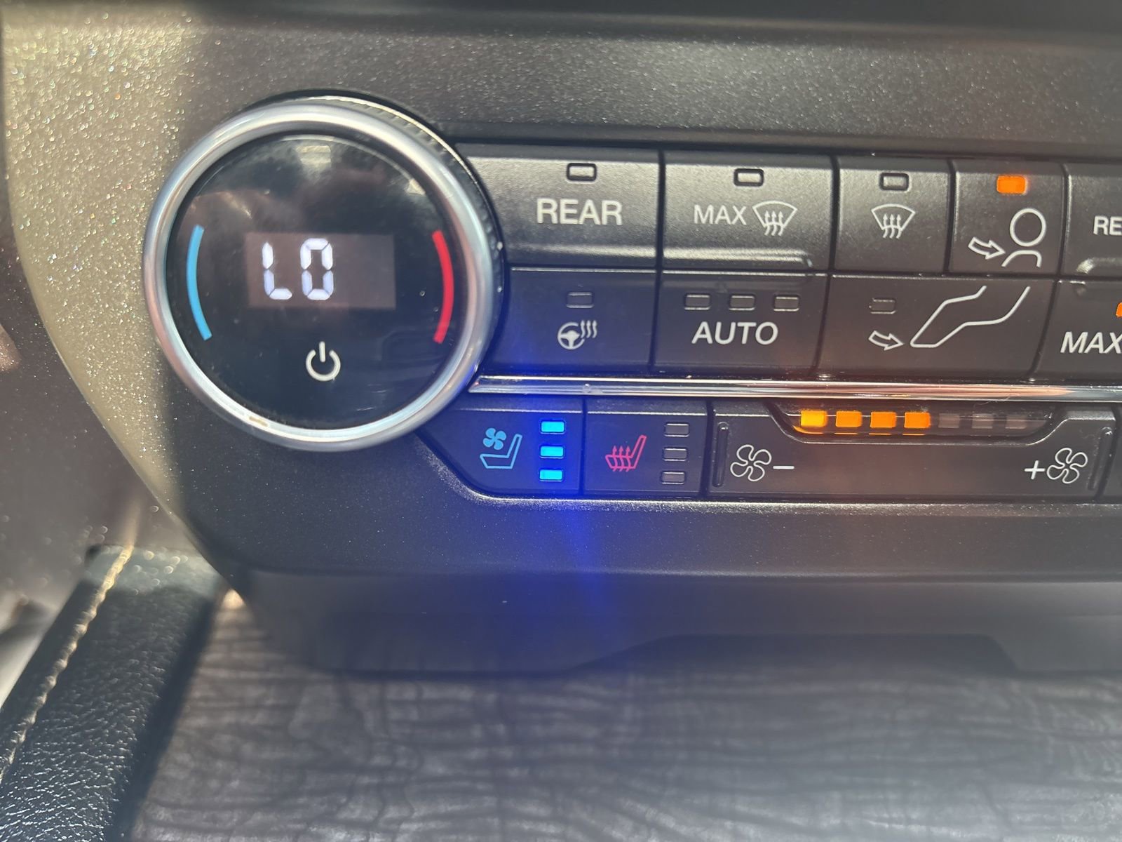 Used 2020 Ford Expedition Limited w/ Equipment Group 302A image 38