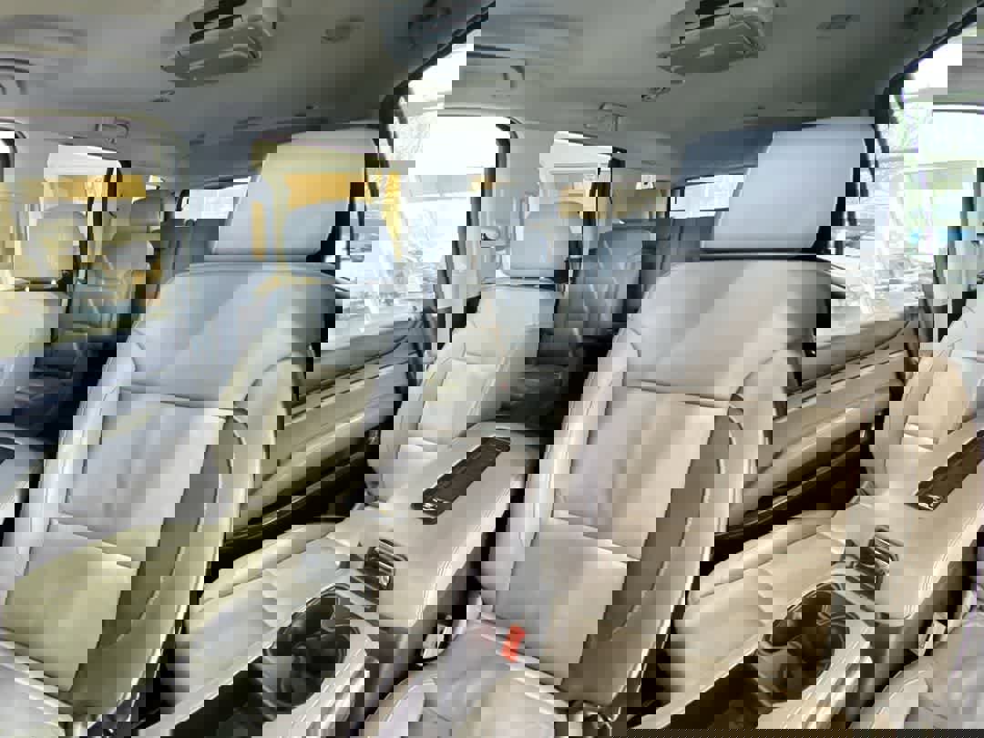 Used 2016 Chevrolet Tahoe LT w/ Luxury Package image 13