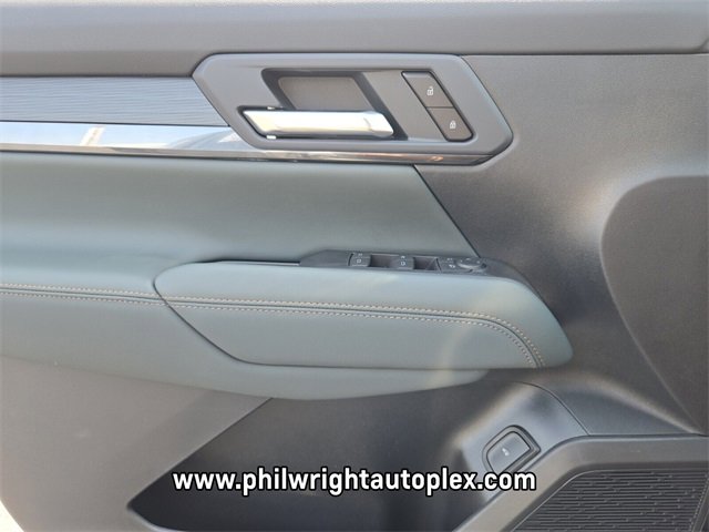 New 2026 GMC Terrain AT4 w/ Technology Package II image 21