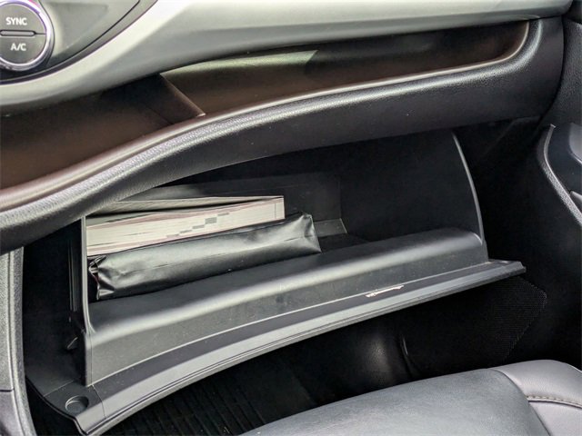 Used 2019 Toyota Highlander XLE image 21