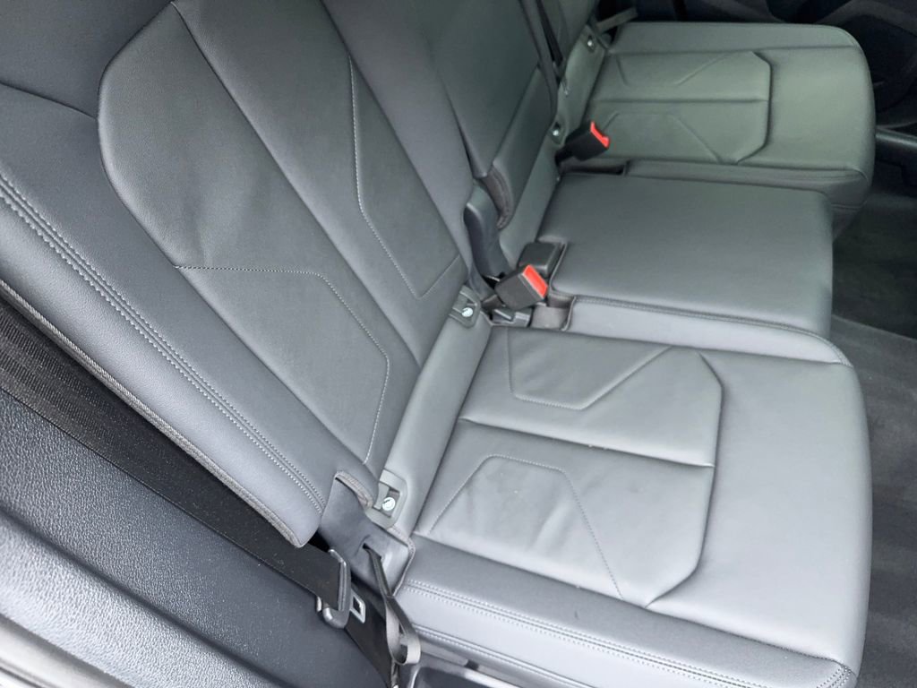 Used 2022 Audi Q3 2.0T Premium image 50