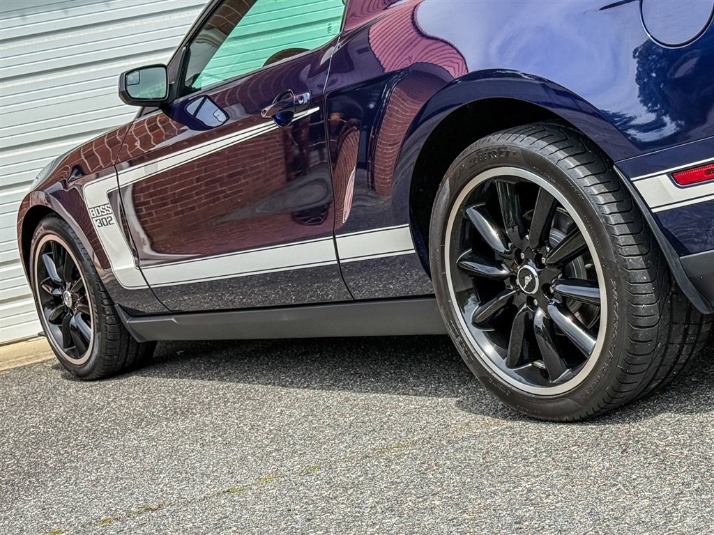 Used 2012 Ford Mustang Boss 302 w/ Boss 302 Accessory Pkg RWD image 22
