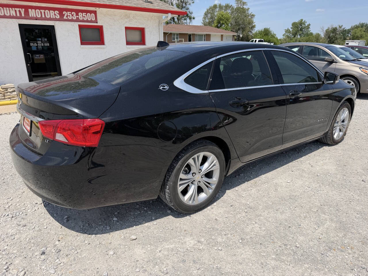 Used 2014 Chevrolet Impala LT w/ Convenience Package FWD image 3