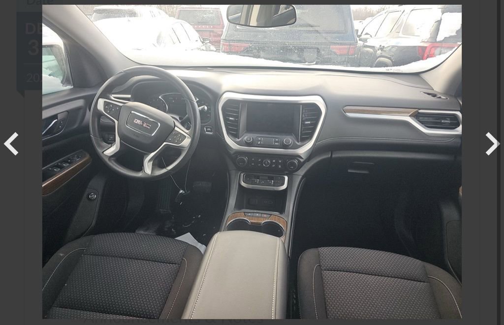 Used 2023 GMC Acadia SLE w/ Driver Convenience Package image 17